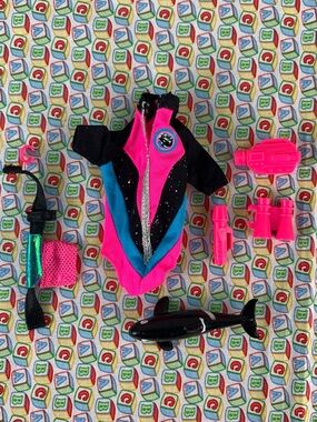 Barbie and Keil Ocean Friends Gift Set with Ocean Adventure Outfit